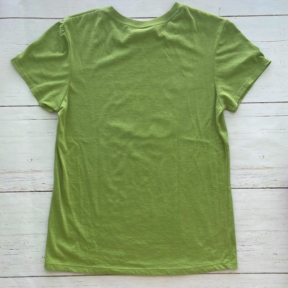 Memo Green and Red Portland Oregon Tee - Picture 3 of 3